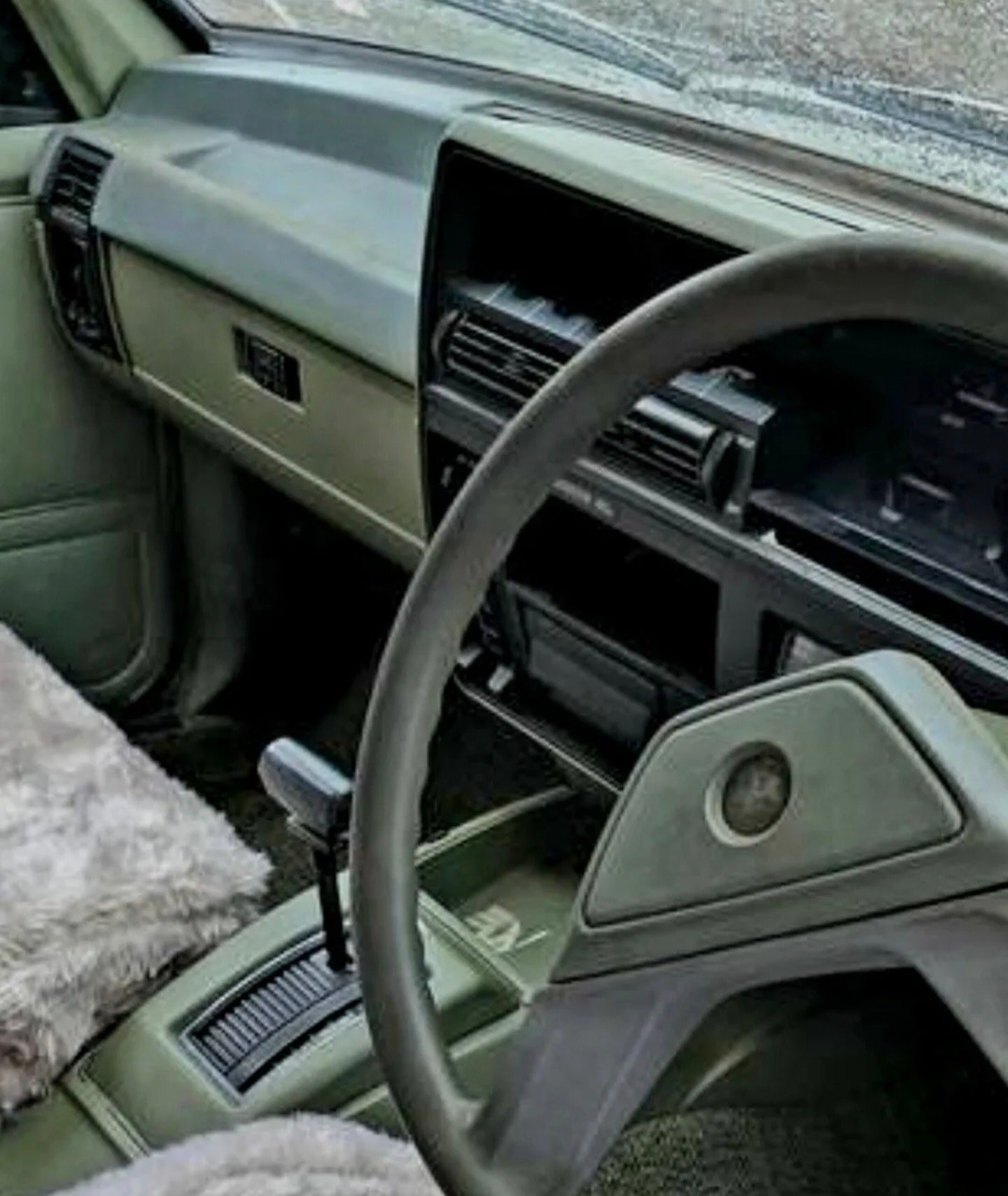 VC VH VK COMMODORE Avocado Vinyl Trim Paint - Calais - Berlina - Commodore