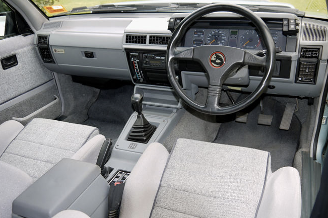 VL Commodore Walkinshaw Calais Grey trim paint